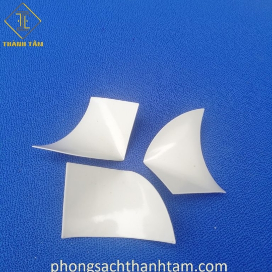 Miếng bo chân cửa